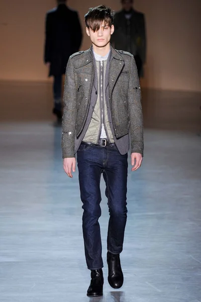 Look 6